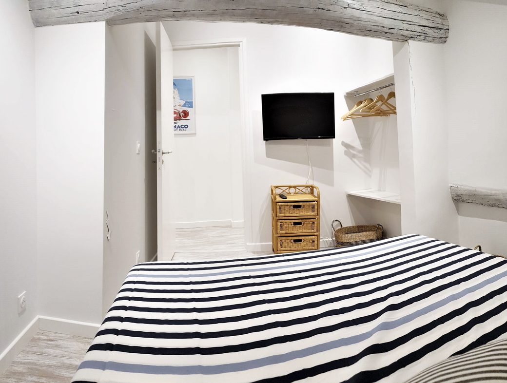 Marine Penthouse — 16